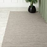 שטיח אורי קווים