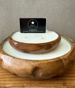 נר ריחני בכלי עץ עגול - 2 גדלים