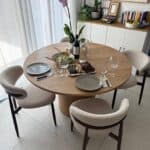 שולחן אוכל עגול מעץ