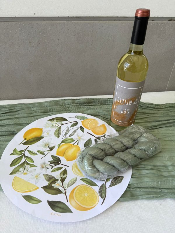 ⁦מארז שולחן שבועות⁩ – תמונה ⁦2⁩