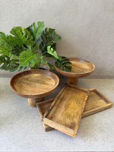 ⁦מגש עץ עגול על רגל⁩ – תמונה ⁦6⁩