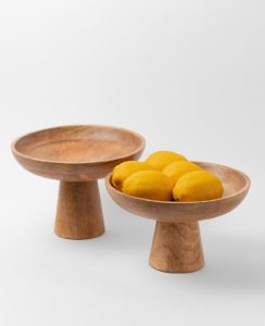 ⁦מגש עץ עגול על רגל⁩ – תמונה ⁦9⁩