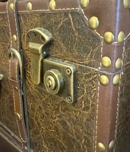 ⁦מזוודת אחסון - חום⁩ – תמונה ⁦2⁩