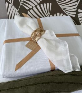 סט סידור שולחן - טרופי