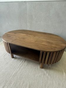 ⁦שולחן סלון אליפסה עץ מנגו טבעי⁩ – תמונה ⁦2⁩