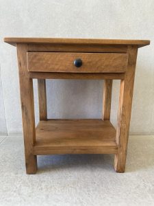 שידת צד מיטה עם מגירה - עץ מנגו