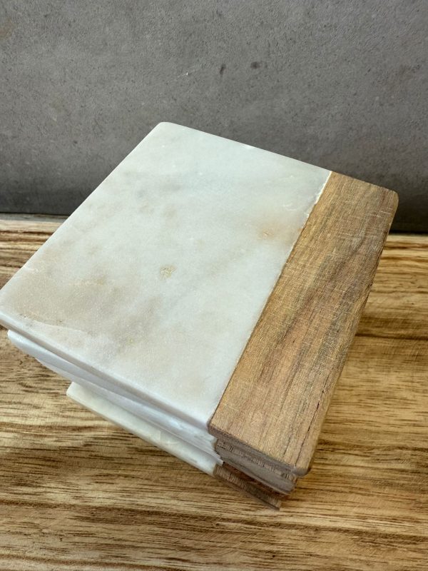 ⁦סט 6 תחתיות שיש מרובעות בשילוב עץ⁩ – תמונה ⁦4⁩
