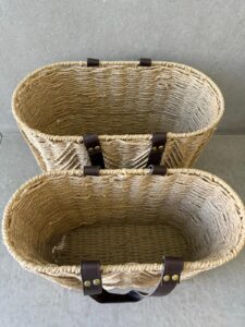 ⁦סל תיק קש אובלי עם ידיות⁩ – תמונה ⁦5⁩