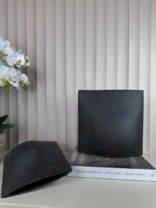 ⁦אגרטל שחור גלי⁩ – תמונה ⁦3⁩