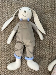 ⁦בובת ארנבון גדולה⁩ – תמונה ⁦3⁩