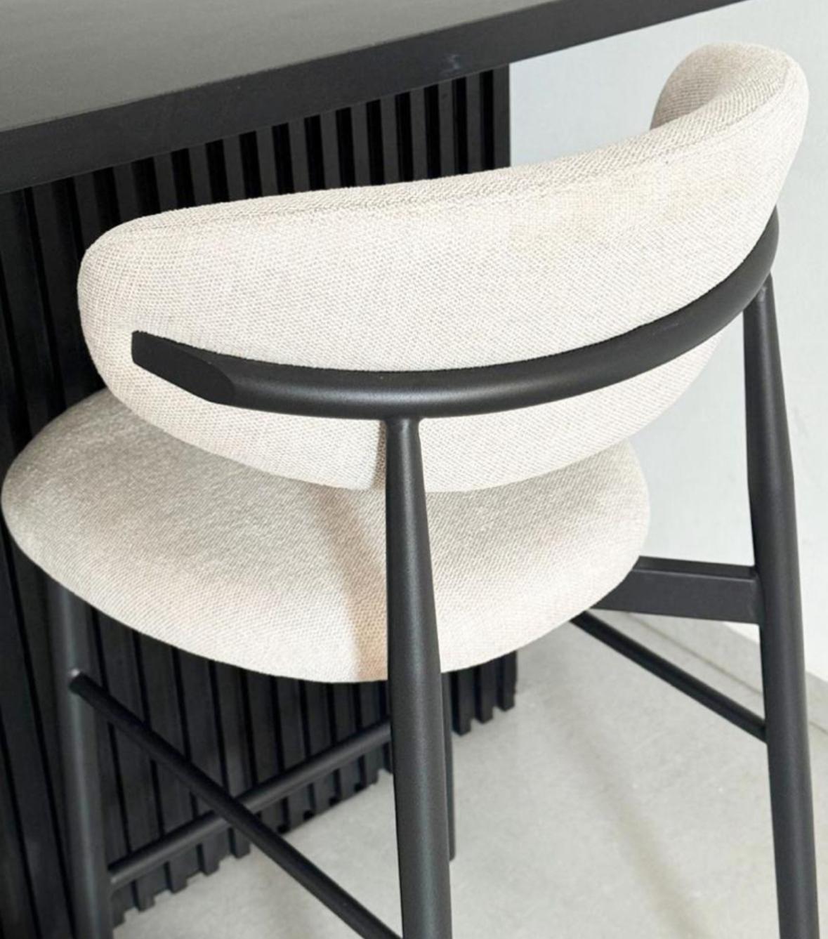 כיסא בר כיסא פינת אוכל / בר - שחור לבן – תמונה 1