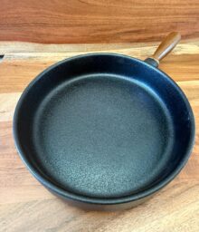 מחבת קרמית ידית עץ