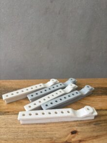 ⁦חנוכיה אבן בטון קטנה⁩ – תמונה ⁦4⁩