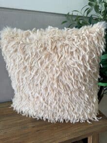 ⁦כרית נוצות פלאפית שמנת⁩ – תמונה ⁦2⁩