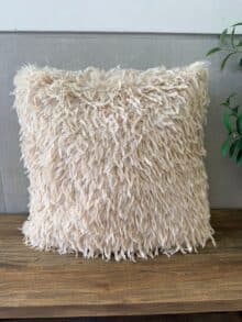 כרית נוצות פלאפית שמנת