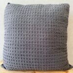 כרית פיקה אפור כהה