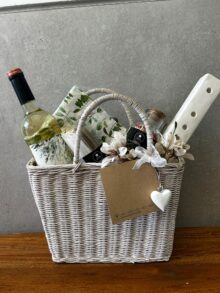 ⁦מארז חנוכה יסמין⁩ – תמונה ⁦2⁩