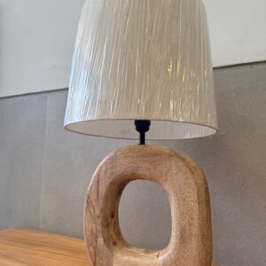 מנורת שולחן עץ חישוק