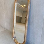 מראה אובלית עץ לקיר