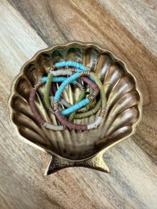 ⁦צלוחית צדף זהב קטנה⁩ – תמונה ⁦2⁩